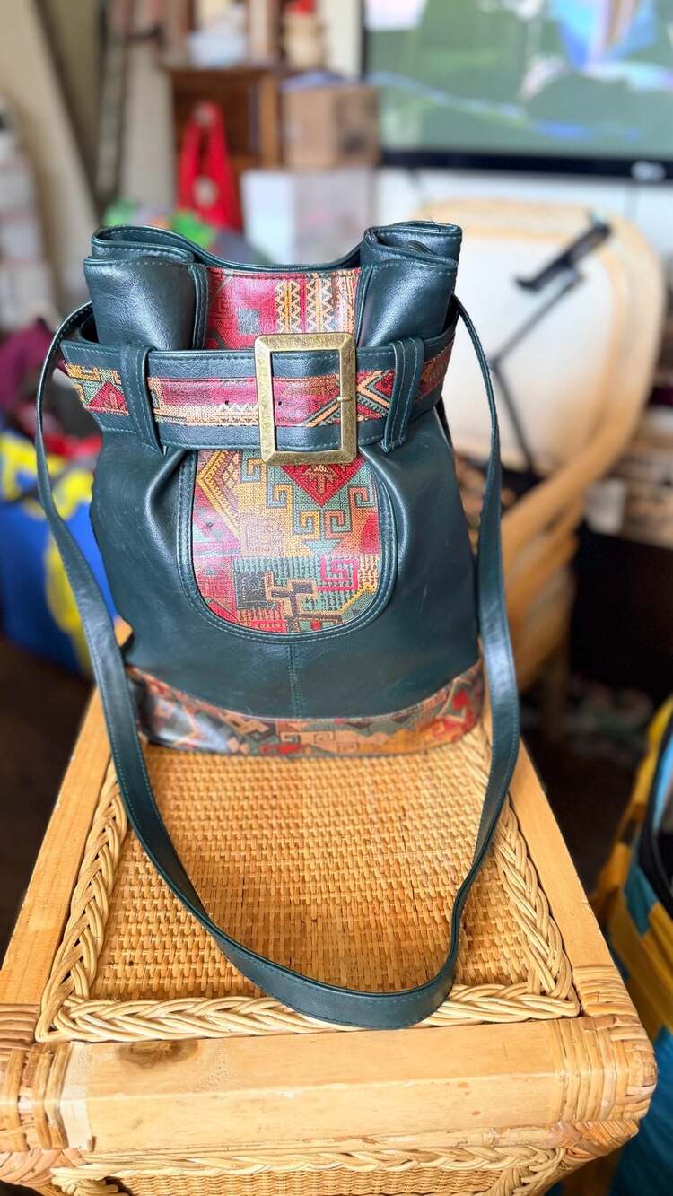 Vtg Jackson Forest Green Bucket Bag with Southwestern Trim